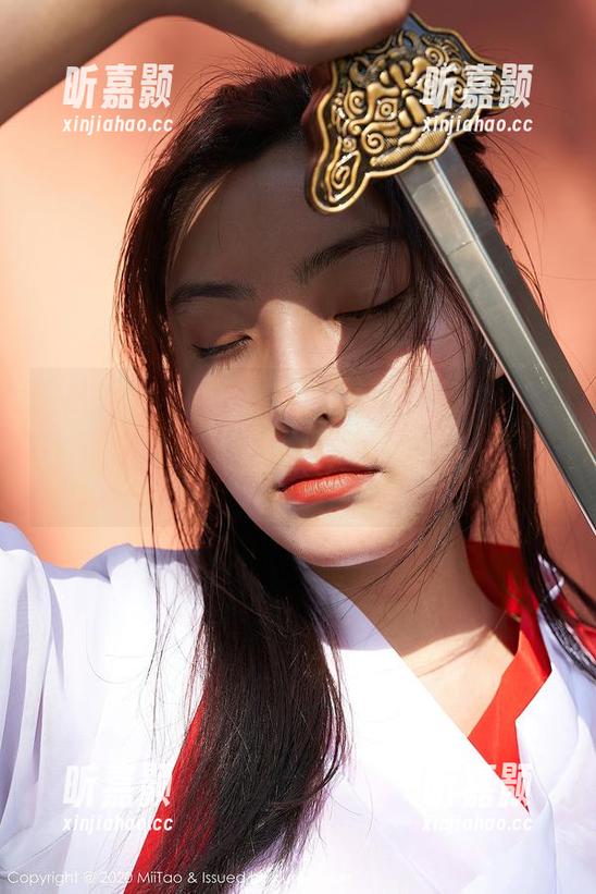 蜜桃社 - 看了Cris_卓娅祺的这本丝袜写真集，你会发现世界是多么美丽，不信原图给你戳！