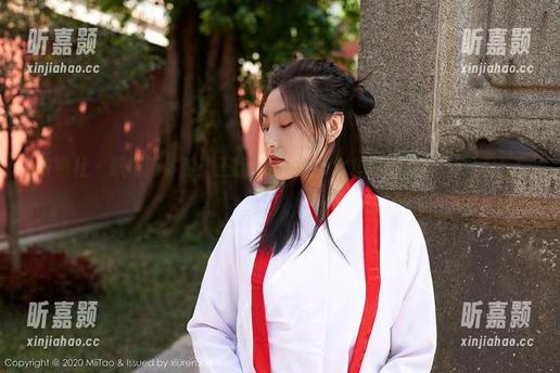 蜜桃社 - 职场新体验：王婉悠Queen全套制服写真，太疯狂了！