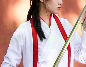 蜜桃社 – 琉璃lily与她那神奇的白衬衫，高清写真中一股莫名的吸引力。