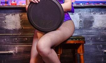 蜜汁猫裘化身兔女郎，写真更新，来瞧瞧黑科技！