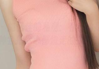 青豆客 – 施忆佳的私房：看？她是不是那种会把你心都偷走的少女？