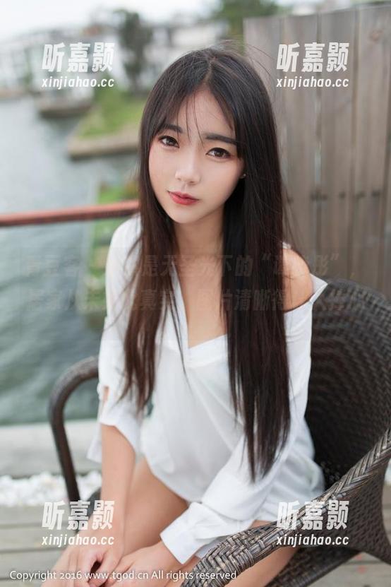 青豆客 - 果然是无圣光下的“谭晓彤”，居家从未如此真实，图片清晰得让人捧心。