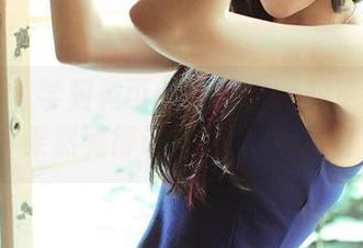 青豆客 – 学姐黄可christine的更新套图，果然美得让人分分钟恍惚！