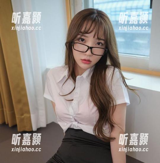 听说韩国孙乐乐的私拍在LEEHEEEXPRESS限量发售的美图，赶紧来看哦！