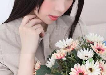 短裤+鹿野希=致命吸引？图库里有趣的搭配。