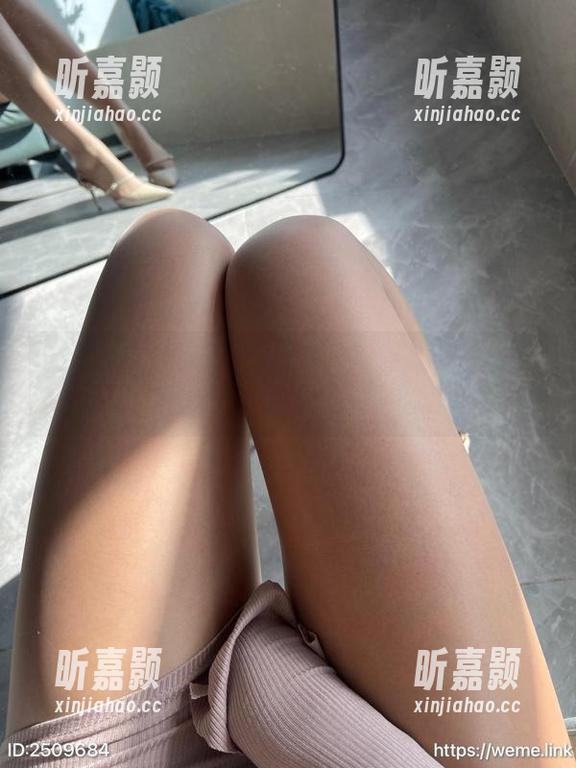 微密圈 - 黑饱宝和她的体操服：网盘不怕流量限速吧？